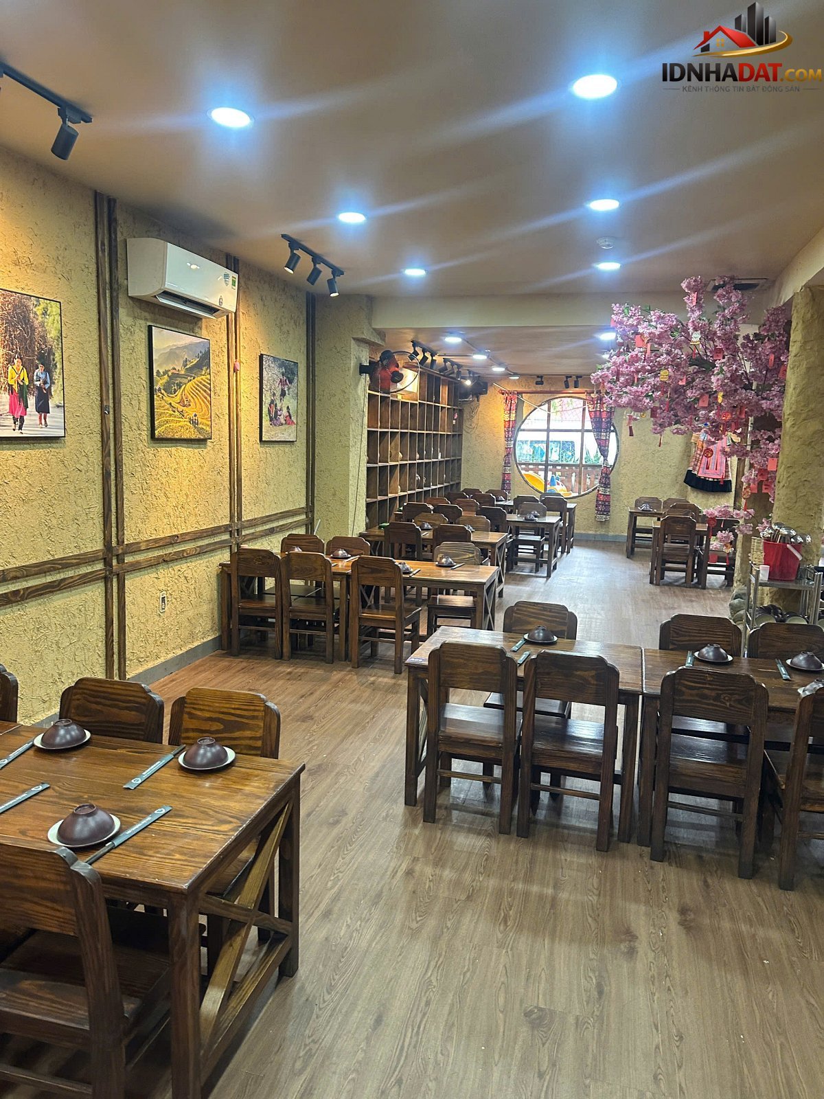 Sang nhượng quán hải sản Đường Trường Sơn – Phường cũ Hòa Hưng Quận 10 – Thành phố Hồ Chí Minh diện tích 1000m2 giá 1630000000