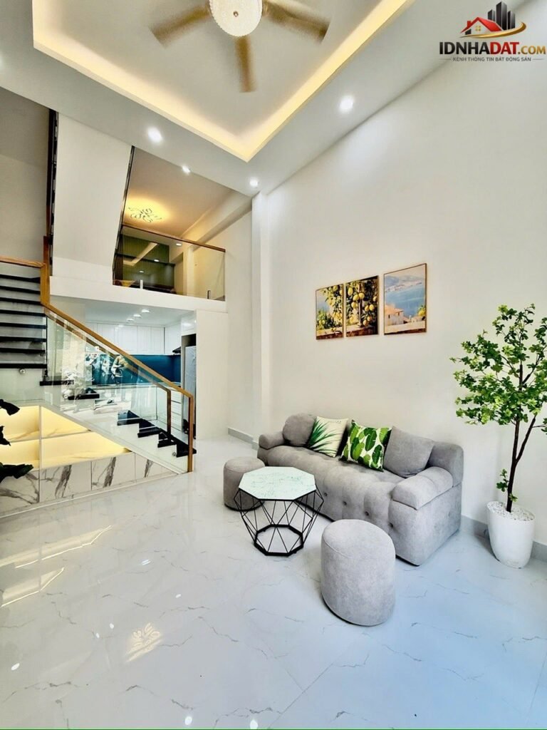 Nhỉnh 6 tỷ – 40m ra mặt tiền nguyễn trọng tuyển – hẻm 4m – 3pn – 32m2 Bán nhà đất Đường Nguyễn Trọng Tuyển – Phường cũ 13 Quận Tân Bình – Phường mới 13 – Thành phố Hồ Chí Minh