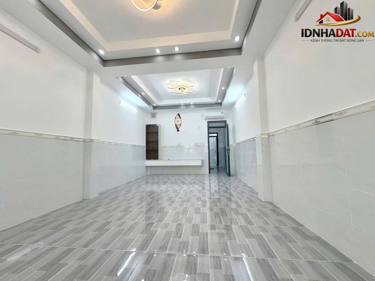 Giảm 1 tỷ – mặt tiền khu vip siêu đẹp – đường Nguyễn Oanh – Phường cũ 17 – Quận 1 – Phường mới 17 – Thành phố Hồ Chí Minh – Diện tích 83m2 – Giá 18.5 tỷ