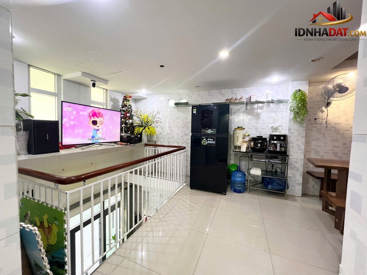Góc kiệt ô tô thông gần mt đống đa – Phường cũ Thuận Phước Quận Hải Châu – Phường mới Thuận Phước – Thành phố Đà Nẵng – Diện tích 30m2 – Giá 4.95 tỷ