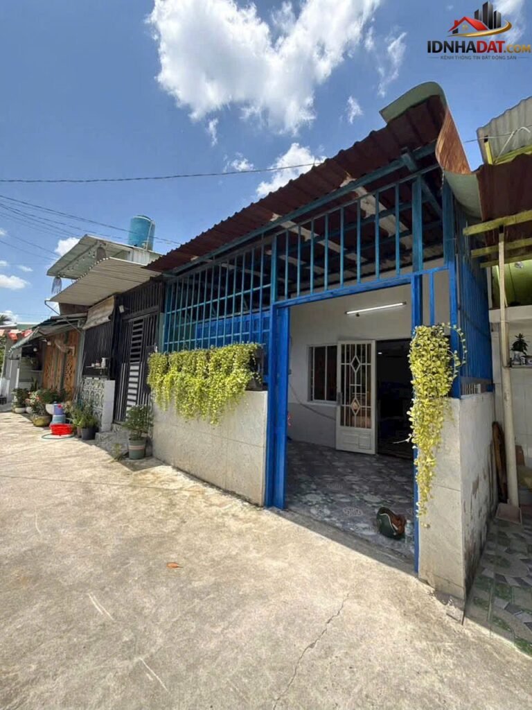 Chính chủ cần bán nhà 1 trệt 1 lửng có vị trí đẹp tại phường an phú đông – quận 12 – tp.hồ chí minh Bán nhà đất Đường An Phú Đông – Phường cũ An Phú Đông Quận 12 – Phường mới An Phú Đông – Thành phố Hồ Chí Minh 44m2 2.3 tỷ