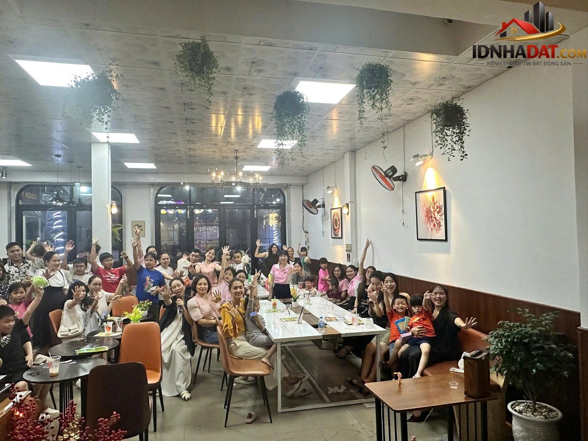 Chính chủ sang nhượng quán cafe/workspace/workshop mặt tiền phan đăng lưu, phường hòa cường nam – Bán nhà đất Đường Phan Đăng Lưu – Phường cũ Hòa Cường Nam Quận Hải Châu – Phường mới Hòa Cường Bắc – Thành phố Đà Nẵng 187m2 395 triệu