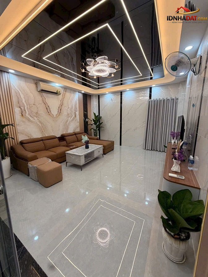 Siêu phẩm bình tân giáp tân phú – có thang m… – Bán nhà trong ngõ, hẻm Quận Tân Phú – TP Hồ Chí Minh giá 7 – 10 tỷ