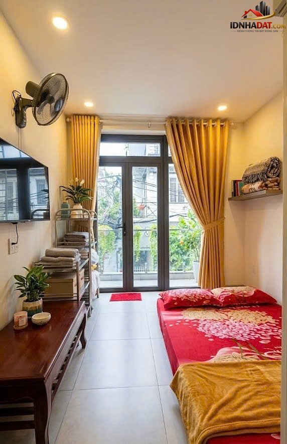 Nhà hẻm xe hơi cách mạng tháng tám, quận tân bình, 100m2, giá 7900000000