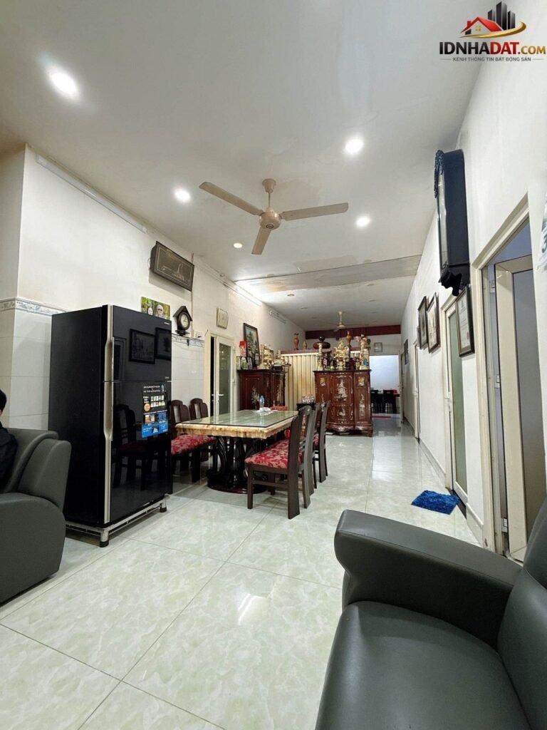 D2607 chdv 26 phòng nở hậu khủng 16m sát chợ hoàng hoa thám, 289m2 35990000000