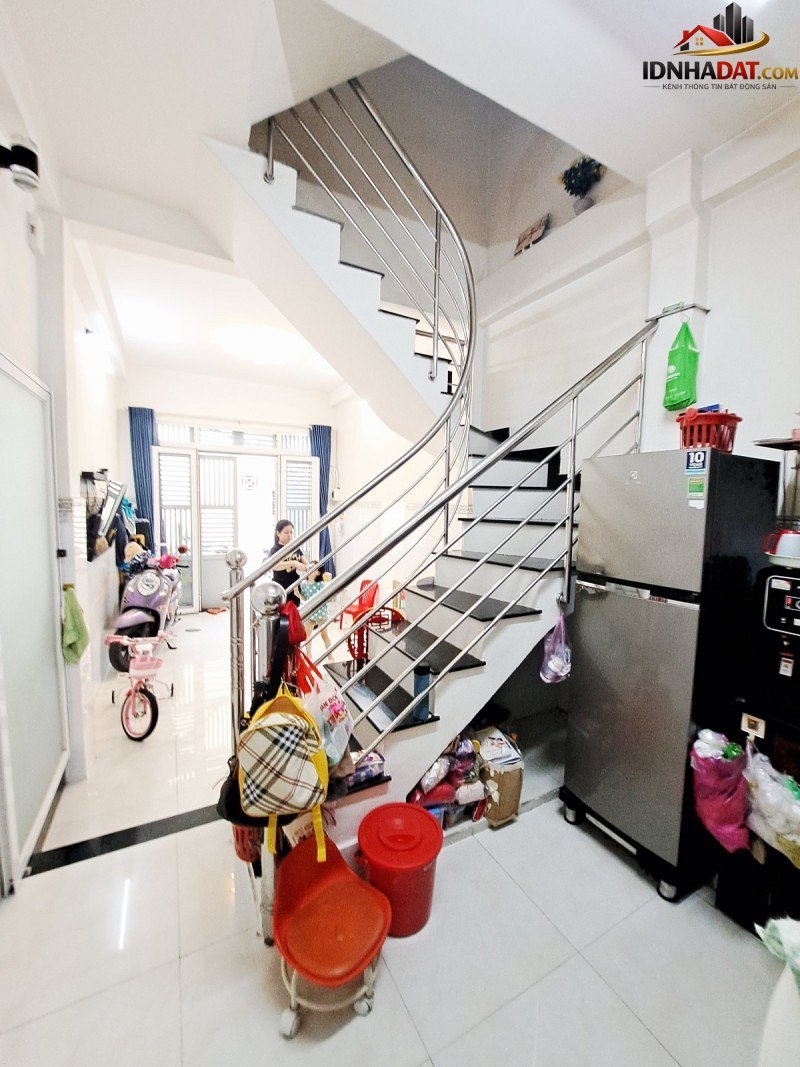Lạc Long Quân Q11 hẻm 4m 35m2 2 tầng SHR chỉ 4.8 tỷ – Bán nhà đất Đường Lạc Long Quân – Phường cũ Tân Bình Quận Tân Bình – Phường mới Tân Bình – Thành phố Hồ Chí Minh