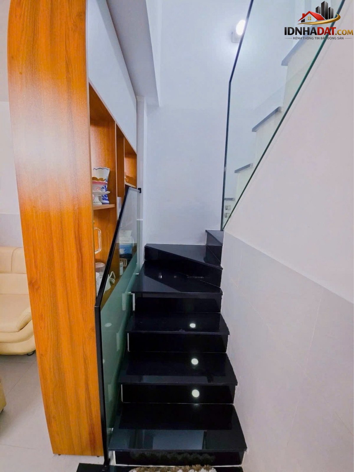 1 bước ra mặt tiền,khu vip vườn lài tân phú, xe hơi thoáng,nhà 3 tầng ,40m2, giá chỉ nhỉnh 5.93 tỷ – Bán nhà đất Đường Vườn Lài – Phường cũ Phú Thọ Hòa – Quận Tân Phú – Phường mới Phú Thọ Hòa – Thành phố Hồ Chí Minh