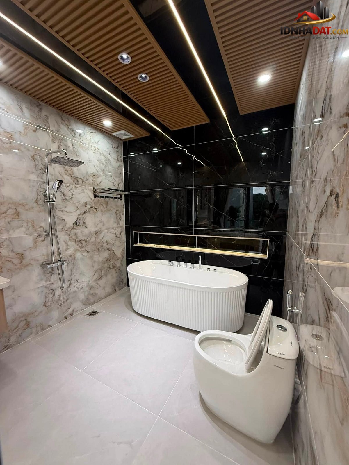 Siêu phẩm 3 tầng 3 mê nhà full nội thất xách vali vô ở Đường Phạm Nhữ Tăng – Phường cũ An Khê Quận Thanh Khê – Phường mới An Khê – Thành phố Đà Nẵng 71m2 6.4 tỷ