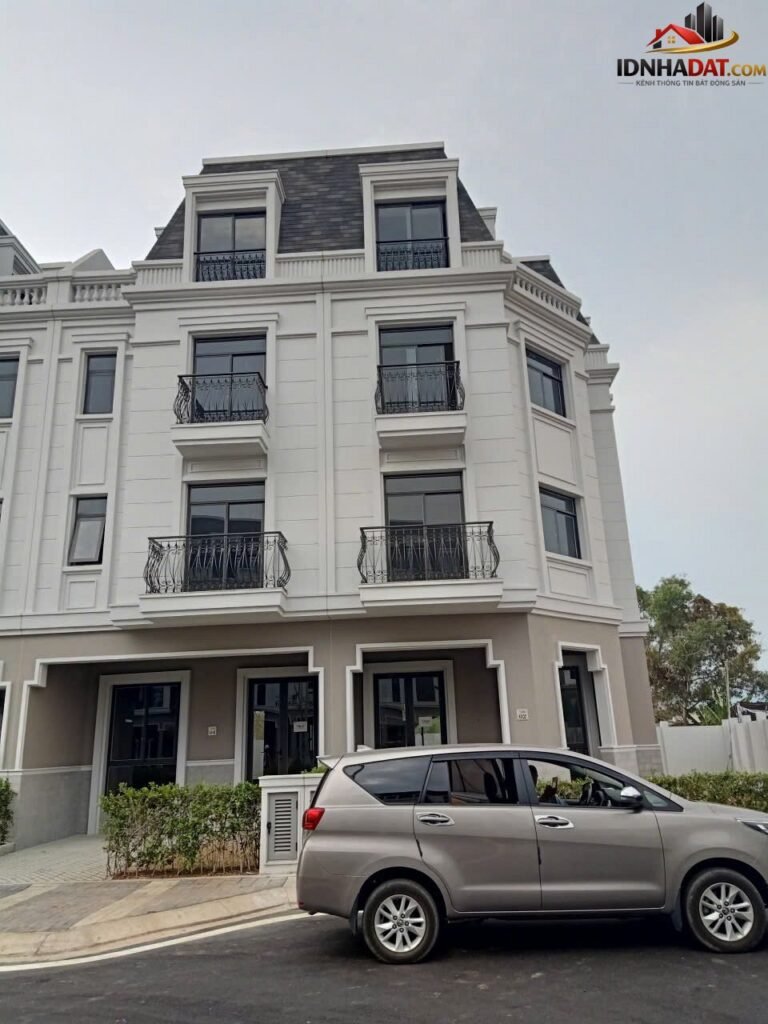 Siêu phẩm nhà phố phú mỹ hưng – amelie villas kiến trúc pháp – nở hậu đẹp, giá cực tốt Bán nhà đất Đường Huỳnh Tấn Phát – Phường cũ Phú Xuân Quận 7 – Phường mới Phú Xuân – Thành phố Hồ Chí Minh 217m2 25 tỷ
