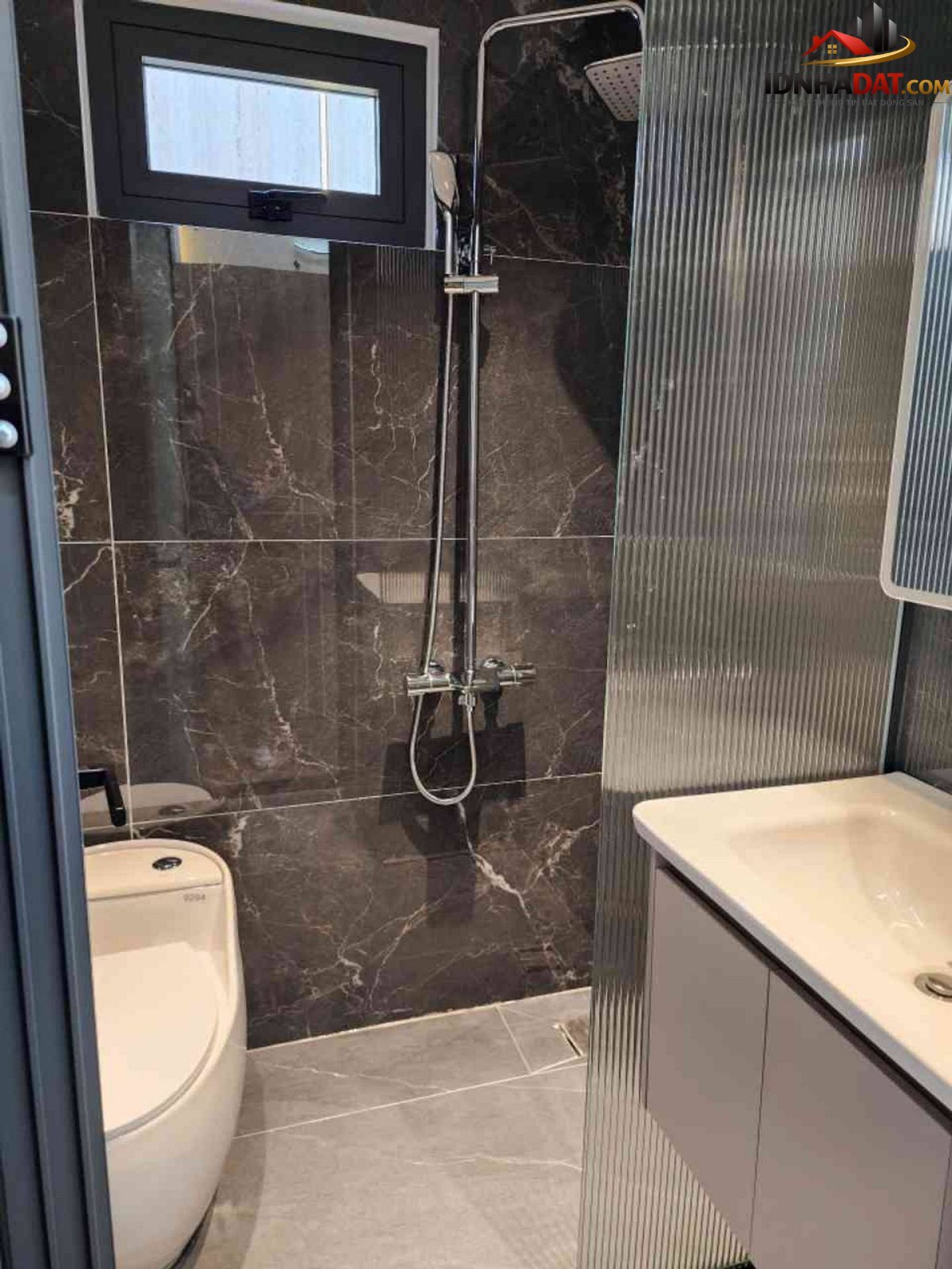 Bình tân – đường số 6 – hẽm xe hơi … – Bán nhà trong ngõ, hẻm Quận Bình Tân – TP Hồ Chí Minh giá 5 – 7 tỷ