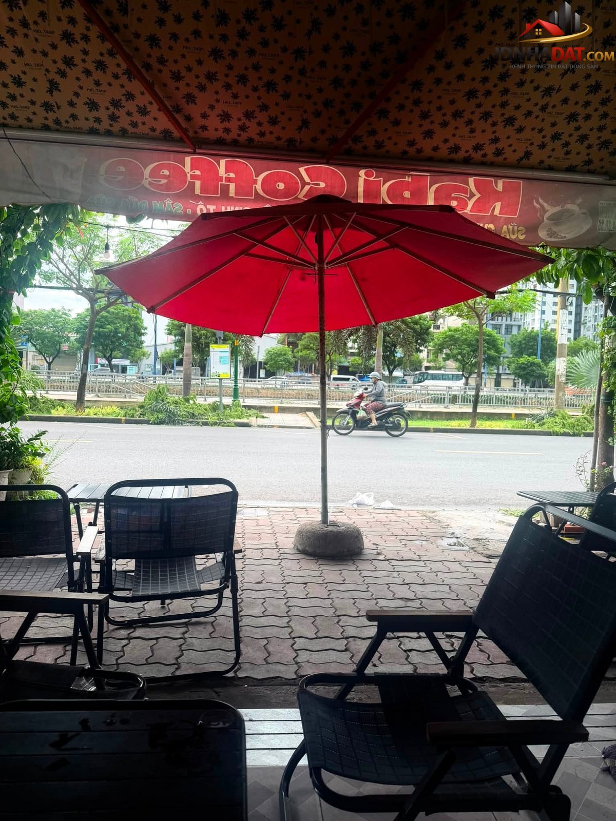 Chính chủ cần sang nhượng lại quán cà phê Đường Bến Bình Đông – Phường cũ 14 Quận 8 – Phường mới 14 – Thành phố Hồ Chí Minh diện tích 39m2 giá 80000000