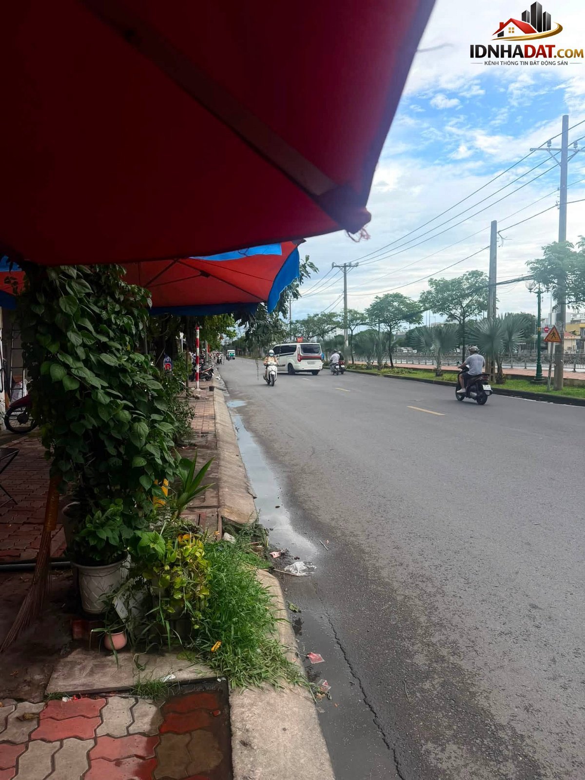 Chính chủ cần sang nhượng lại quán cà phê Đường Bến Bình Đông – Phường cũ 14 Quận 8 – Phường mới 14 – Thành phố Hồ Chí Minh diện tích 39m2 giá 80000000