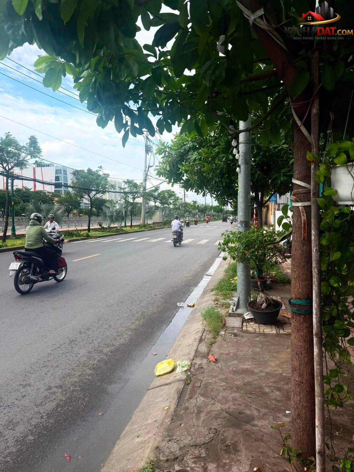 Chính chủ cần sang nhượng lại quán cà phê Đường Bến Bình Đông – Phường cũ 14 Quận 8 – Phường mới 14 – Thành phố Hồ Chí Minh diện tích 39m2 giá 80000000