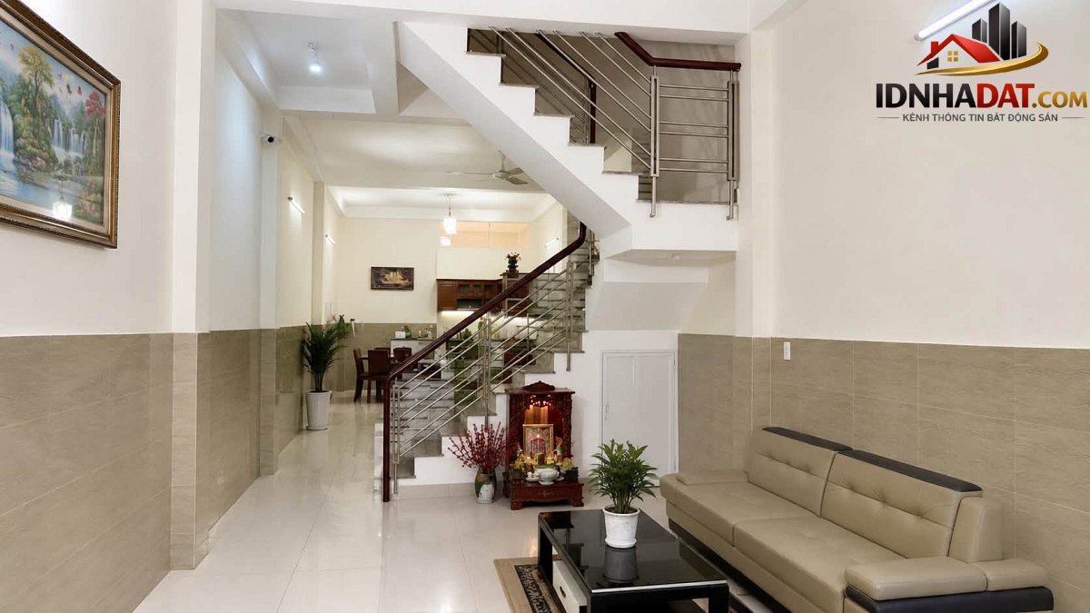 Bán nhà đất Đường Thoại Ngọc Hầu – Phường cũ Phú Thạnh Quận Tân Phú – Phường mới Phú Thạnh – Thành phố Hồ Chí Minh 84m2 8.8 tỷ