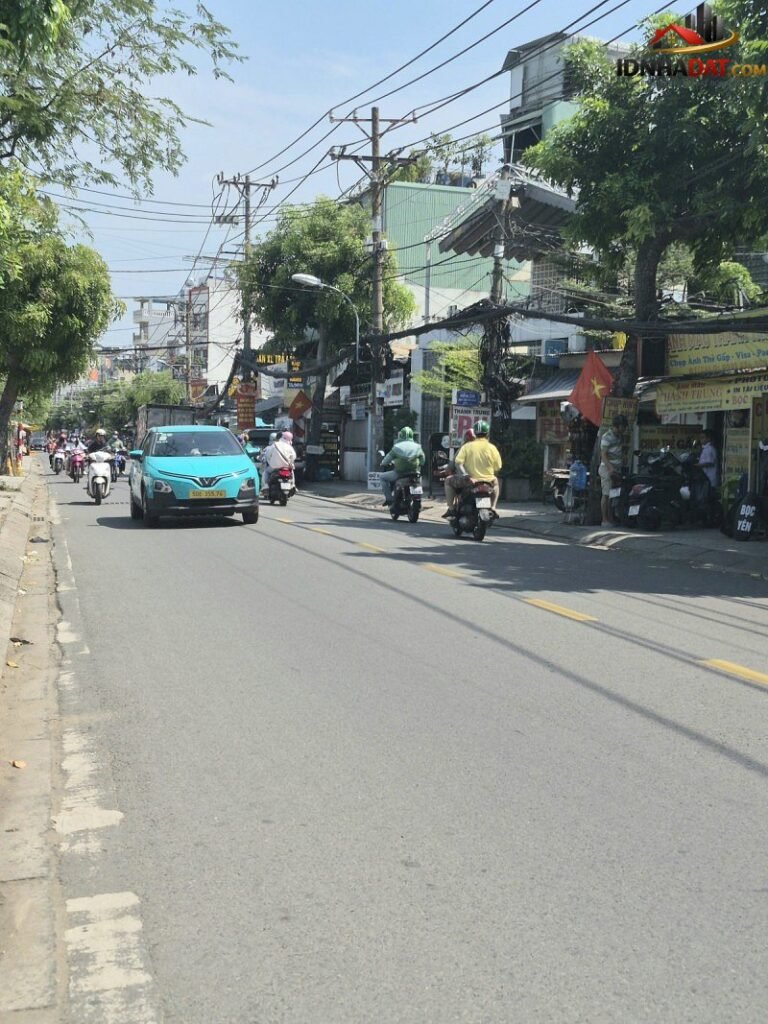 Bán nhà đất Đường Nguyễn Văn Quá – Phường cũ Đông Hưng Thuận Quận 12 – Phường mới Đông Hưng Thuận – Thành phố Hồ Chí Minh 200m2 19.5 tỷ
