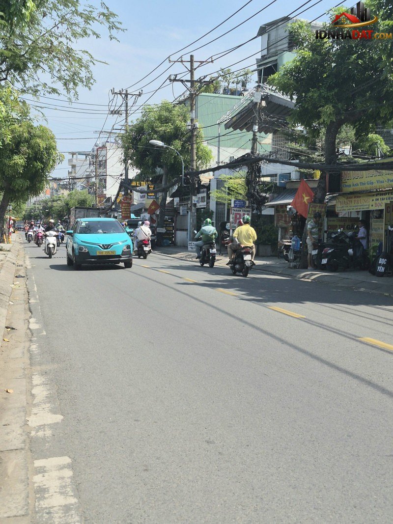 Bán nhà đất Đường Nguyễn Văn Quá – Phường cũ Đông Hưng Thuận Quận 12 – Phường mới Đông Hưng Thuận – Thành phố Hồ Chí Minh 200m2 19.5 tỷ