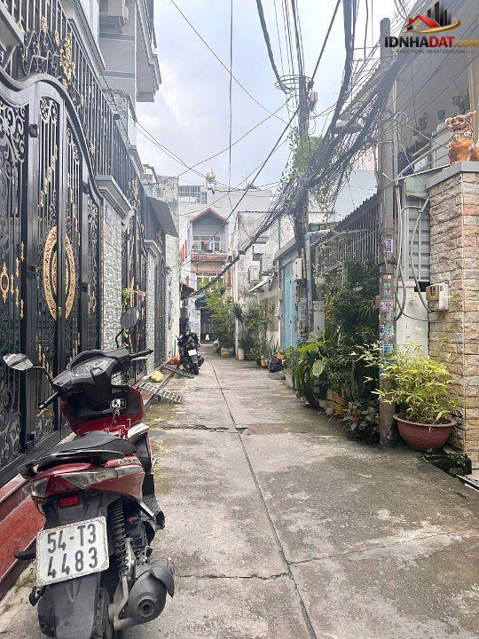Nhà 2 lầu hẻm 141 Tám Danh – Phường cũ Chánh Hưng Quận 8 – Phường mới Chánh Hưng – Thành phố Hồ Chí Minh 49m2 6.6 tỷ
