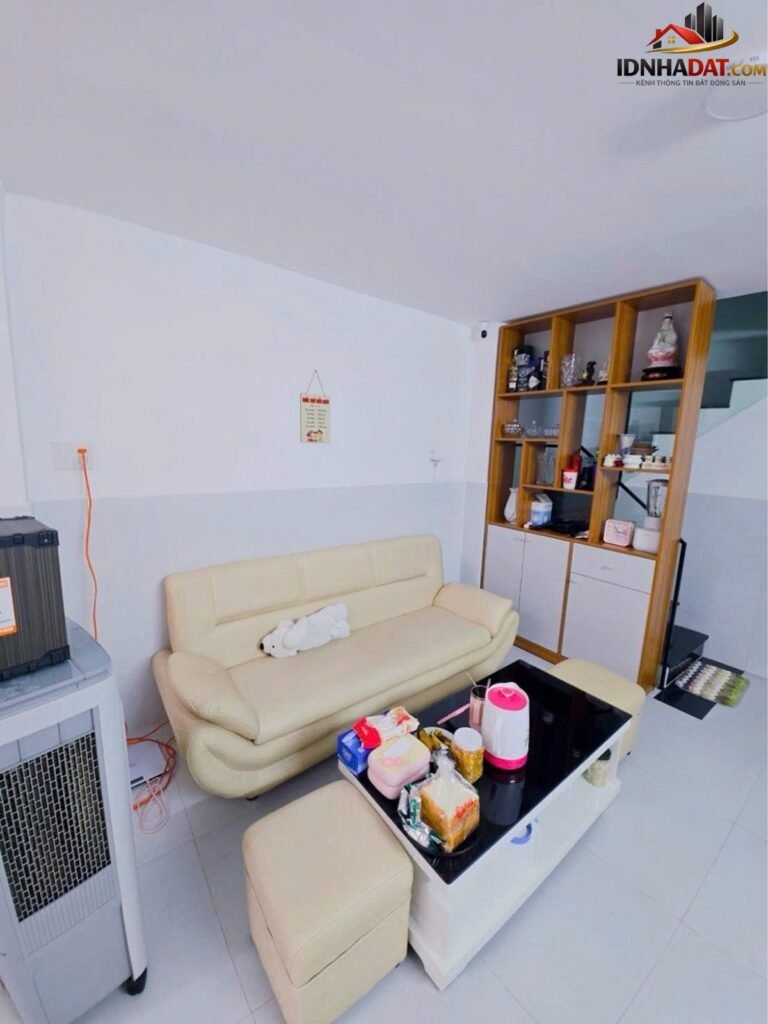 1 bước ra mặt tiền,khu vip vườn lài tân phú, xe hơi thoáng,nhà 3 tầng ,40m2, giá chỉ nhỉnh 5.93 tỷ – Bán nhà đất Đường Vườn Lài – Phường cũ Phú Thọ Hòa – Quận Tân Phú – Phường mới Phú Thọ Hòa – Thành phố Hồ Chí Minh