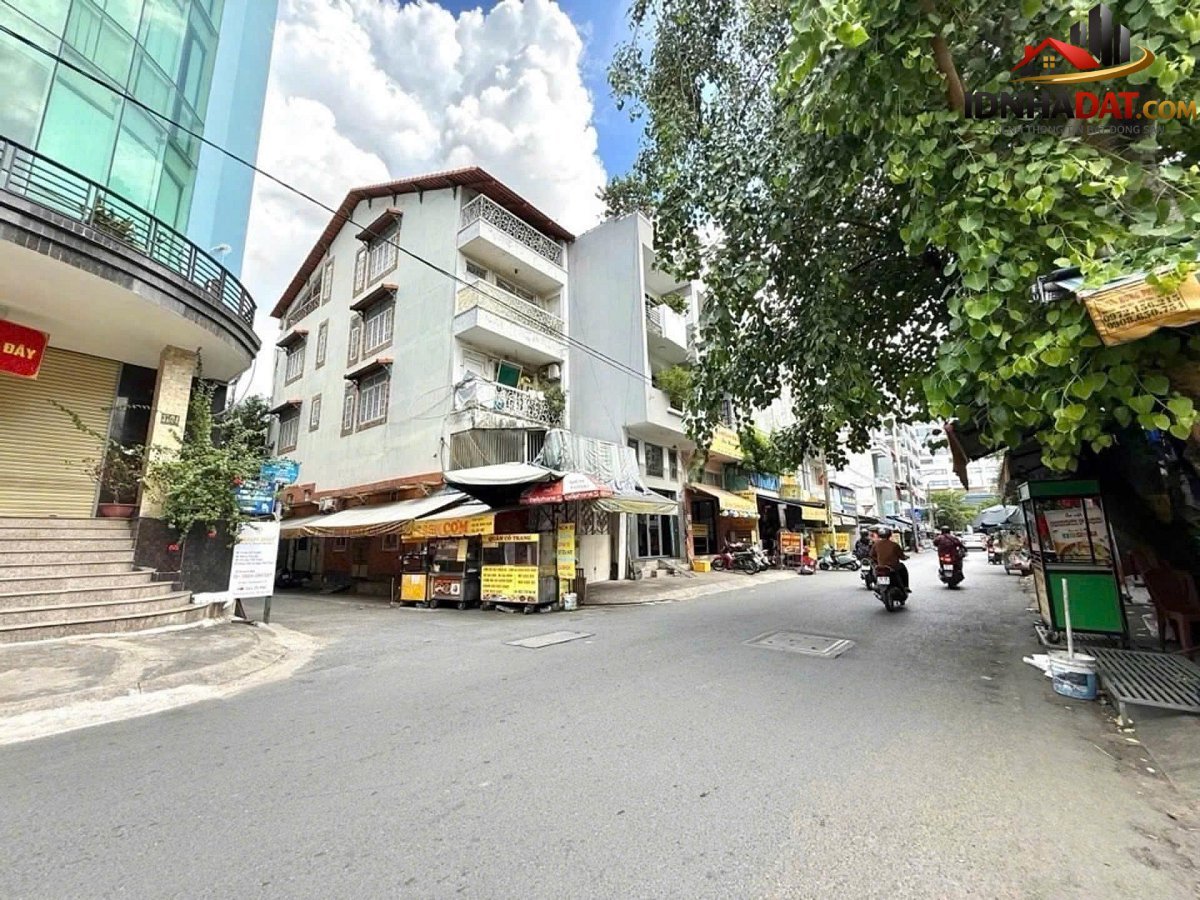 Bán nhà đất Đường Trần Quốc Hoàn – Phường cũ 4 Quận Tân Bình – Phường mới Tân Sơn Hòa – Thành phố Hồ Chí Minh 65m2 14 tỷ