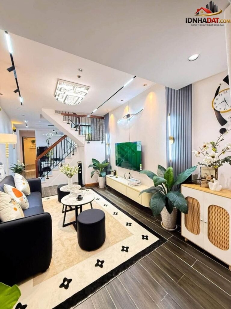 Bán nhà đất Đường Hùng Vương – Phường cũ Thanh Bình Quận Hải Châu – Phường mới Thanh Bình – Thành phố Đà Nẵng 62m2 5.5 tỷ
