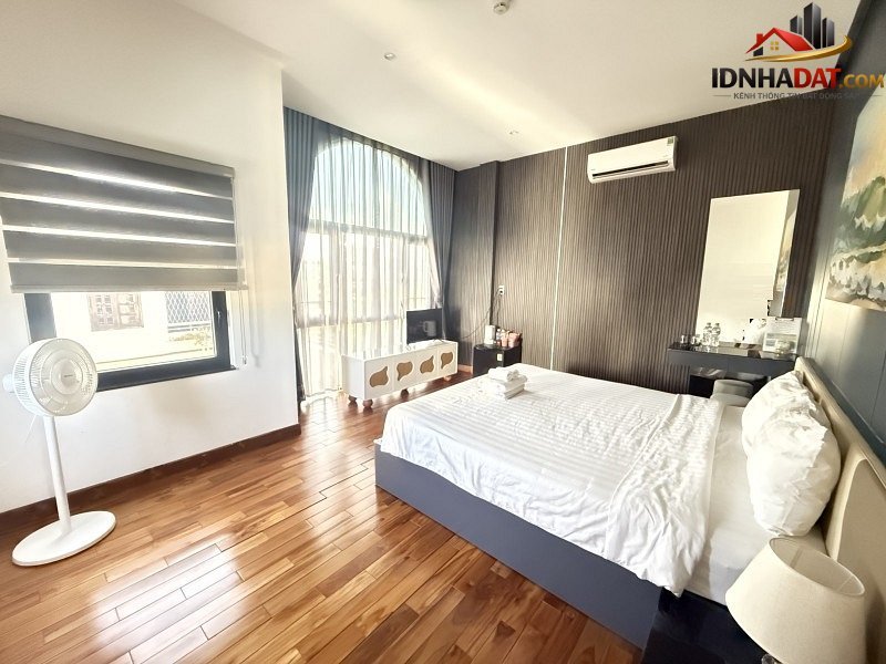 Khách sạn sát đống đa 5.5 tầng, 10 phòng cao cấp, … – Bán nhà trong ngõ, hẻm Quận Đống Đa – Hà Nội giá 10 – 15 tỷ