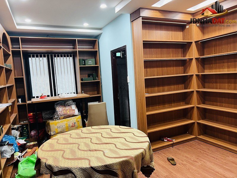 Khách sạn sát đống đa 5.5 tầng, 10 phòng cao cấp, … – Bán nhà trong ngõ, hẻm Quận Đống Đa – Hà Nội giá 10 – 15 tỷ