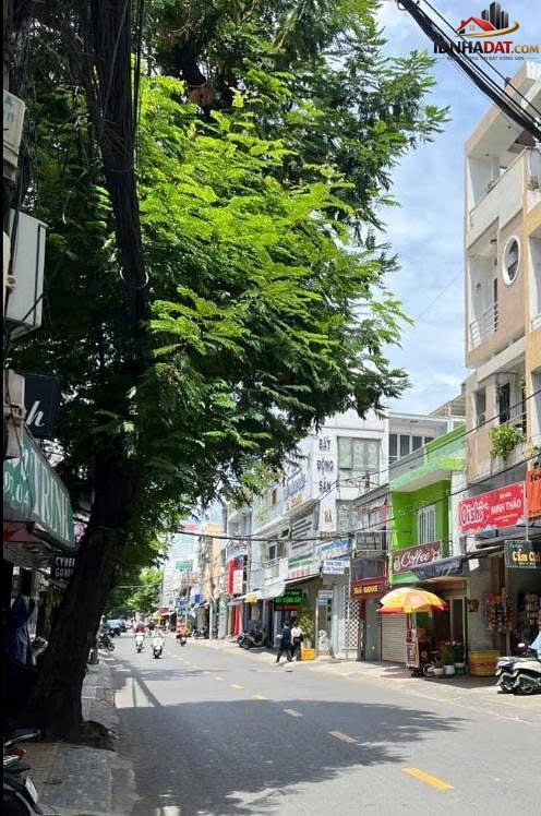Chủ nhà là người anh xã hội gửi bán, khách có thiện chí mua sẽ trao đổi thương lượng. giá tốt 101m2 26 triệu