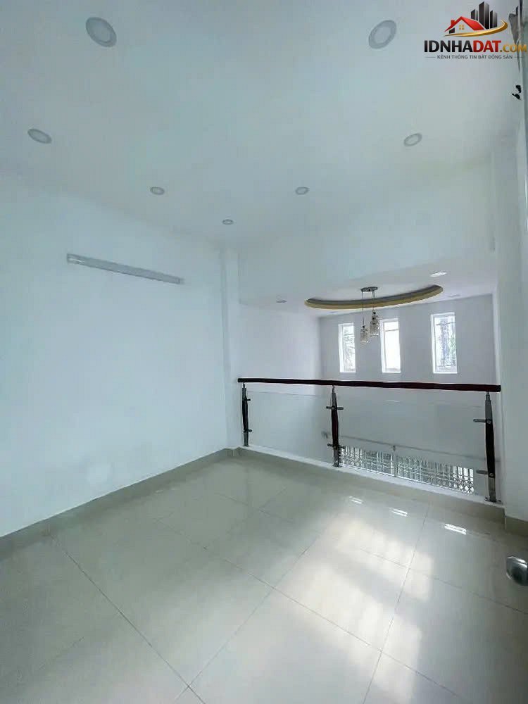 Mới đẹp vào ở ngay – Hẻm thông – 30M ra hẻm xe hơi – Chỉ căn duy nhất – Bán nhà đất Đường Q.Tân Phú – Phường cũ Tân Phú – Phường mới Tân Phú – Thành phố Hồ Chí Minh 43m2 3.65 tỷ
