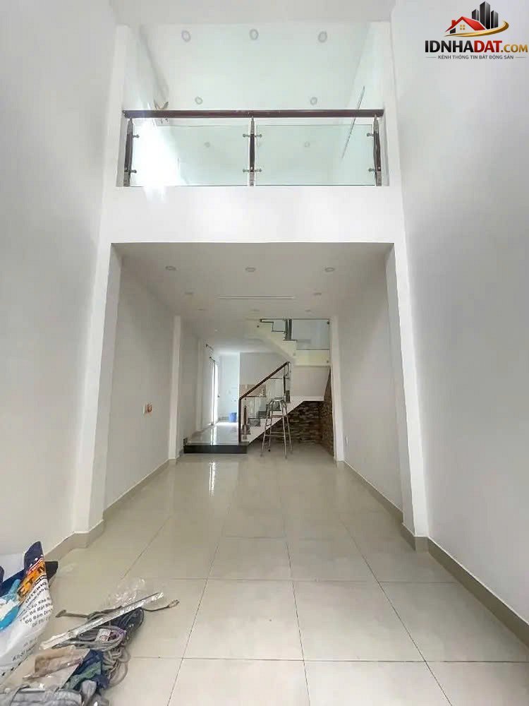 Mới đẹp vào ở ngay – Hẻm thông – 30M r… – Bán nhà trong ngõ, hẻm Quận Tân Phú – TP Hồ Chí Minh giá 3 – 5 tỷ