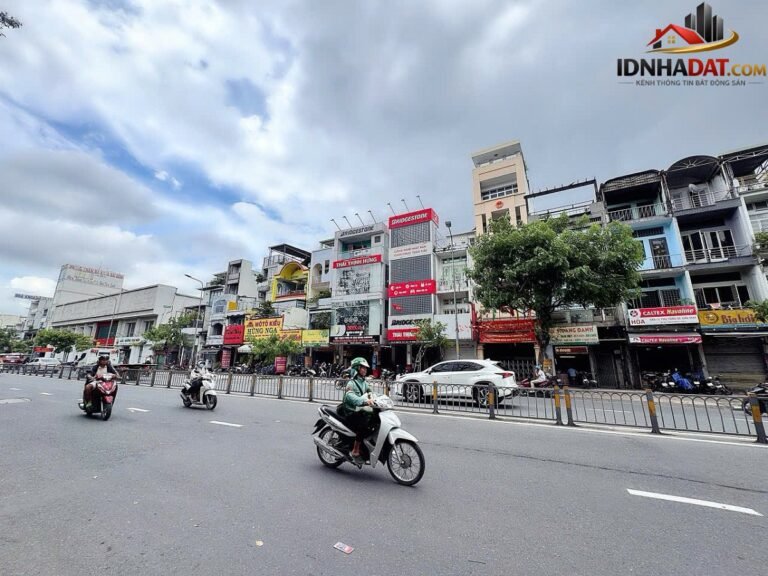 Bán nhà đất Đường Lý Thái Tổ – Phường cũ 2 Quận 3 – Phường mới 2 – Thành phố Hồ Chí Minh – diện tích 74m2 – giá 26 tỷ
