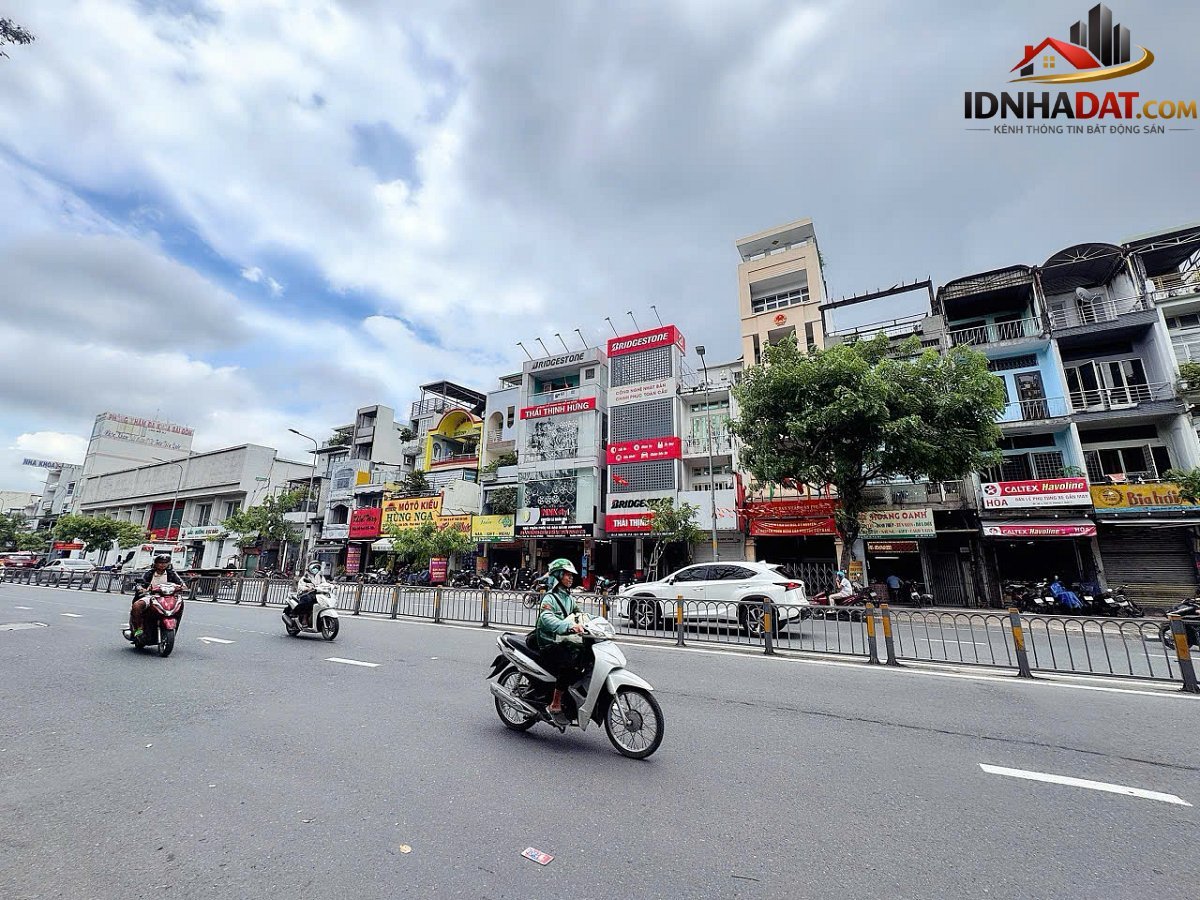 Bán nhà đất Đường Lý Thái Tổ – Phường cũ 2 Quận 3 – Phường mới 2 – Thành phố Hồ Chí Minh – diện tích 74m2 – giá 26 tỷ