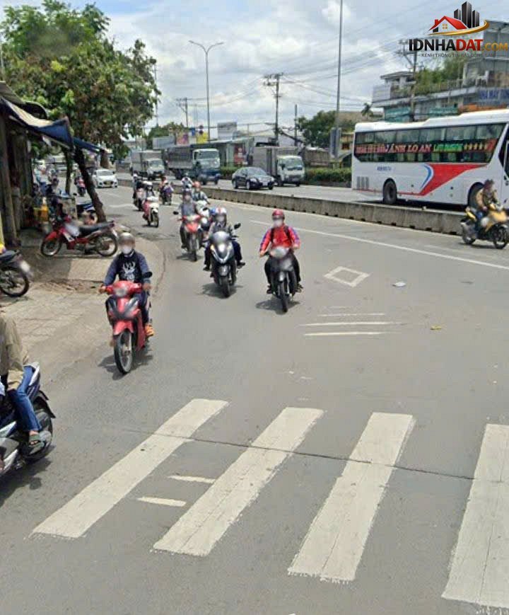 Chính chủ bán gấp nhà mặt tiền Đường Ấp Chiến Lược – Phường cũ Bình Hưng Hòa A Quận Bình Tân – Phường mới Bình Hưng – Thành phố Hồ Chí Minh diện tích 64m2 giá 12 tỷ