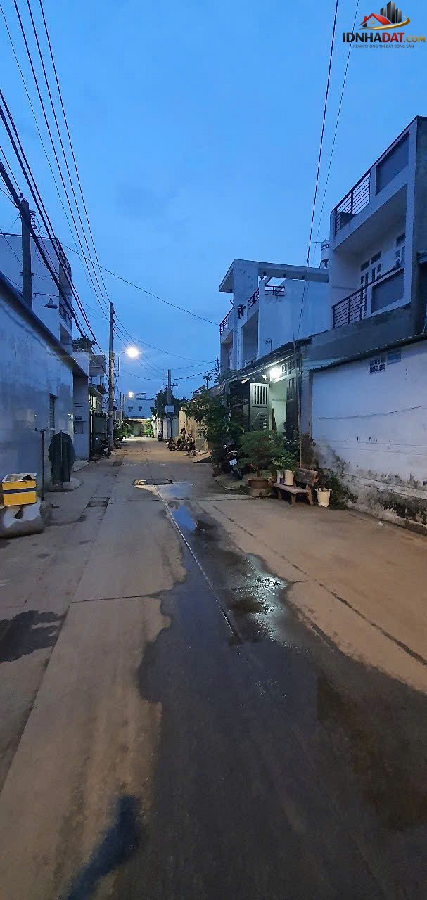 Bán gấp 3 lô đất Hương Lộ 80 – Phường cũ Bình Hưng Hòa B Quận Bình Tân – Phường mới Bình Hưng Hòa – Thành phố Hồ Chí Minh 100m2 4.8 tỷ