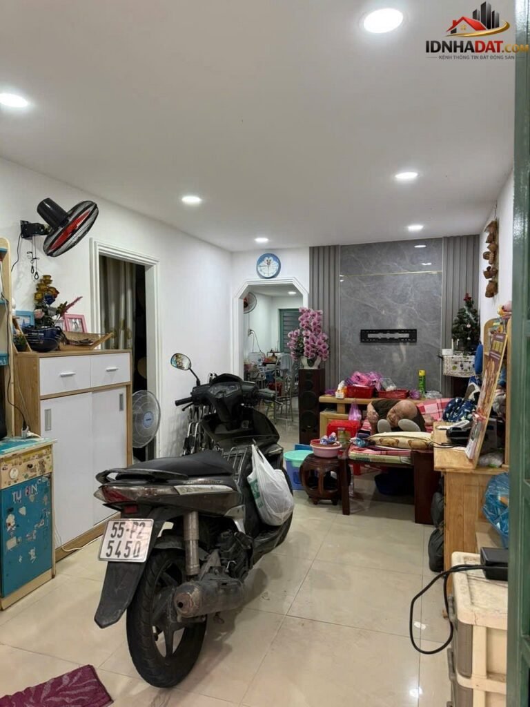 Siêu phẩm đ số 12 gần chợ 26/3 giáp tân phú hẻm 6m… – Bán nhà mặt phố Quận Tân Phú – TP Hồ Chí Minh giá 3 – 5 tỷ