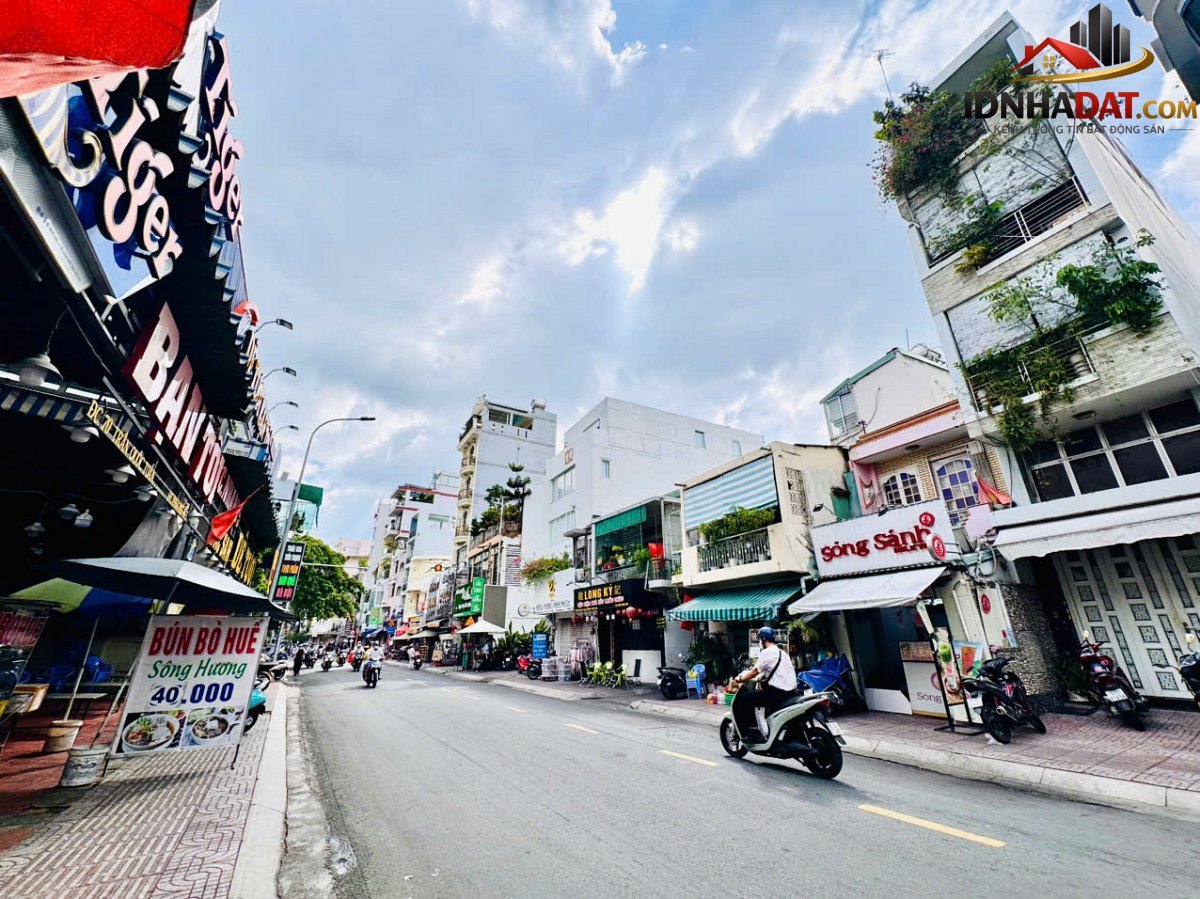 Bán nhà đất Đường Trần Quốc Toản – Phường cũ Xuân Hòa Quận 3 – Phường mới Xuân Hòa – Thành phố Hồ Chí Minh diện tích 40m2 giá 13.5 tỷ