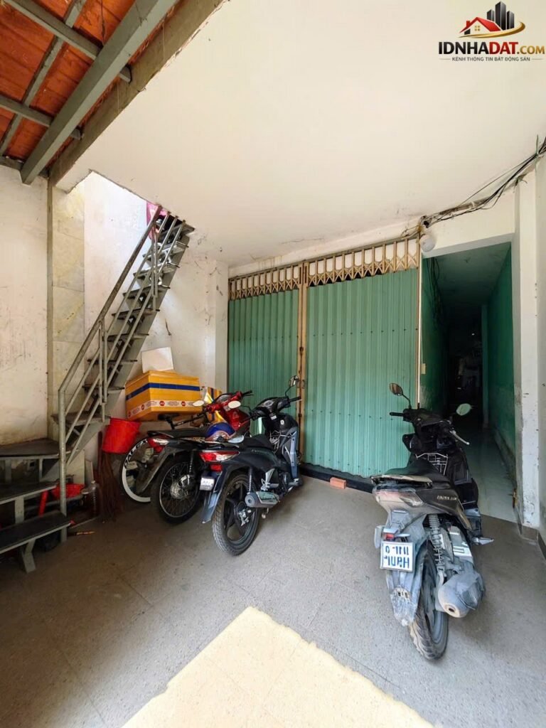 Bán nhà đất Đường Bùi Văn Ba – Phường cũ Tân Thuận Quận 7 – Phường mới Tân Thuận Đông – Thành phố Hồ Chí Minh diện tích 64m2 giá 4.4 tỷ