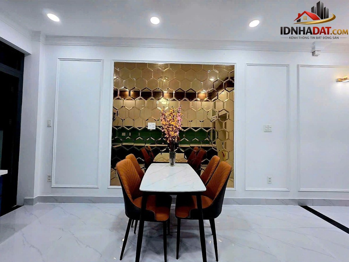 Nhà hẻm nguyễn văn quỳ, 4×16.5m, 3 tầng, đầy đủ nội thật, hơn 7 tỷ xíu Bán nhà đất Đường Nguyễn Văn Quỳ – Phường cũ Phú Thuận Quận 7 – Phường mới Phú Thuận – Thành phố Hồ Chí Minh 66m2 7.2 tỷ