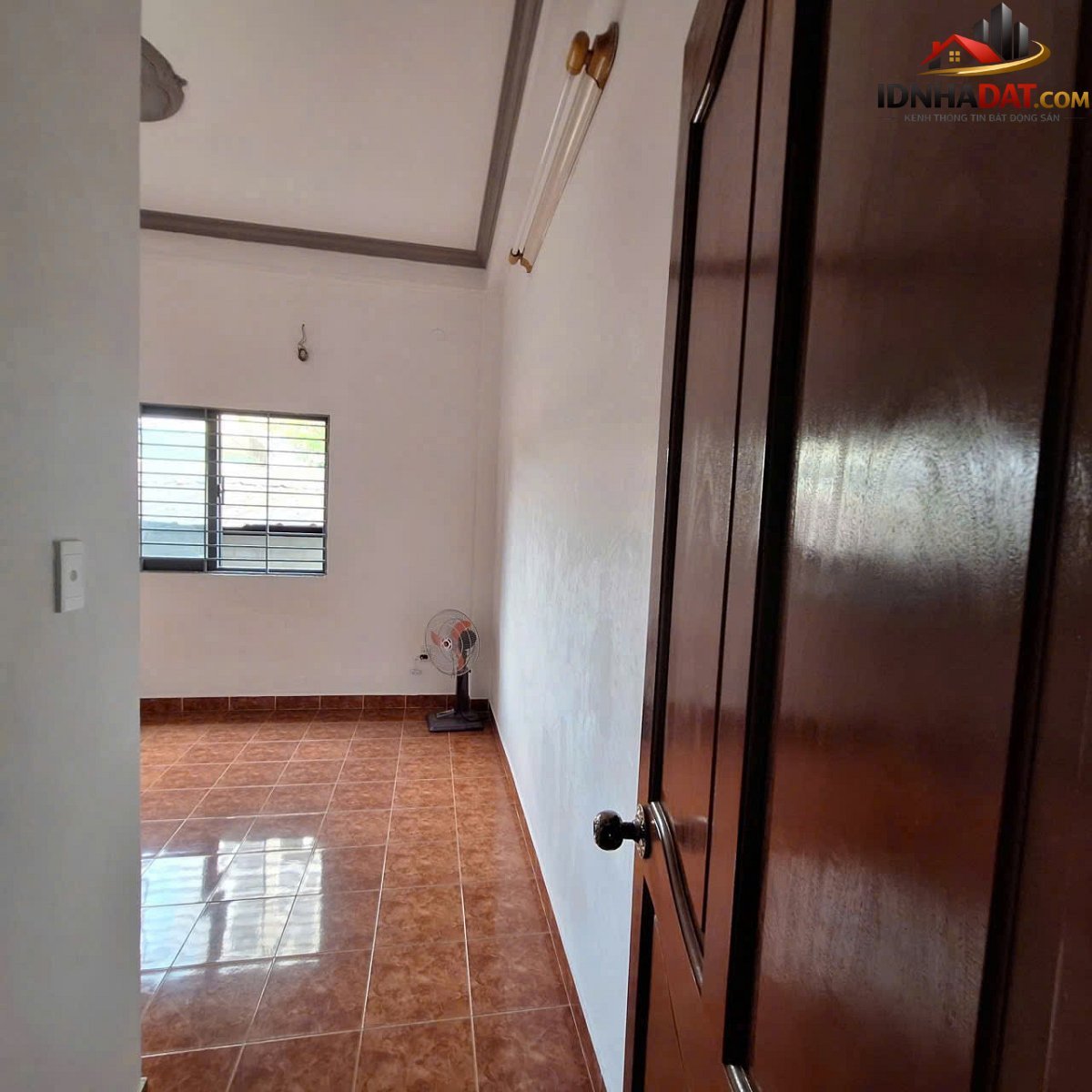 Nhà mặt tiền kinh doanh ngày đêm ngay khuông việt 120m2 ngang khủng hơn 5m 4 tầng kiên cố nhỉnh Bán nhà đất Đường Trịnh Đình Trọng – Phường cũ Phú Trung Quận Tân Phú – Phường mới Phú Trung – Thành phố Hồ Chí Minh 13.49 tỷ