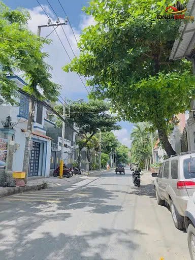Bán nhà đất Đường Lũy Bán Bích – Phường cũ Phú Thạnh Quận Tân Phú – Phường mới Phú Thạnh – Thành phố Hồ Chí Minh 65m 11 tỷ