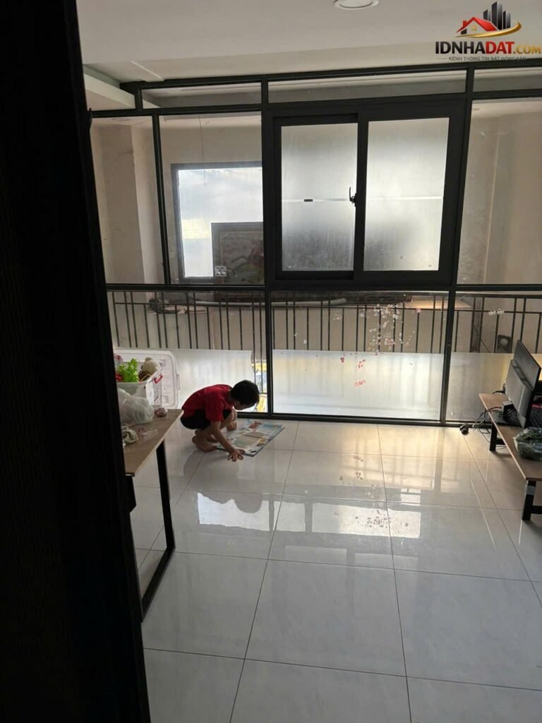 Chính chủ bán nhà Đường Vũ Huy Tấn – Phường cũ 3 Quận Bình Thạnh – Phường mới 3 – Thành phố Hồ Chí Minh diện tích 32m2 giá 9 tỷ