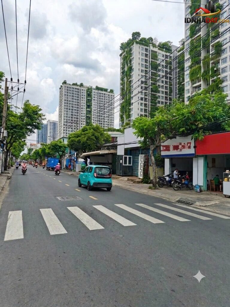 Đường 8m xe tải thông sát mặt tiền thoại ngọc hầu – gần 80m2 – 9.3 tỷ thương lượng – Bán nhà đất Đường Thoại Ngọc Hầu – Phường cũ Hòa Thạnh Quận Tân Phú – Phường mới Hòa Thạnh – Thành phố Hồ Chí Minh