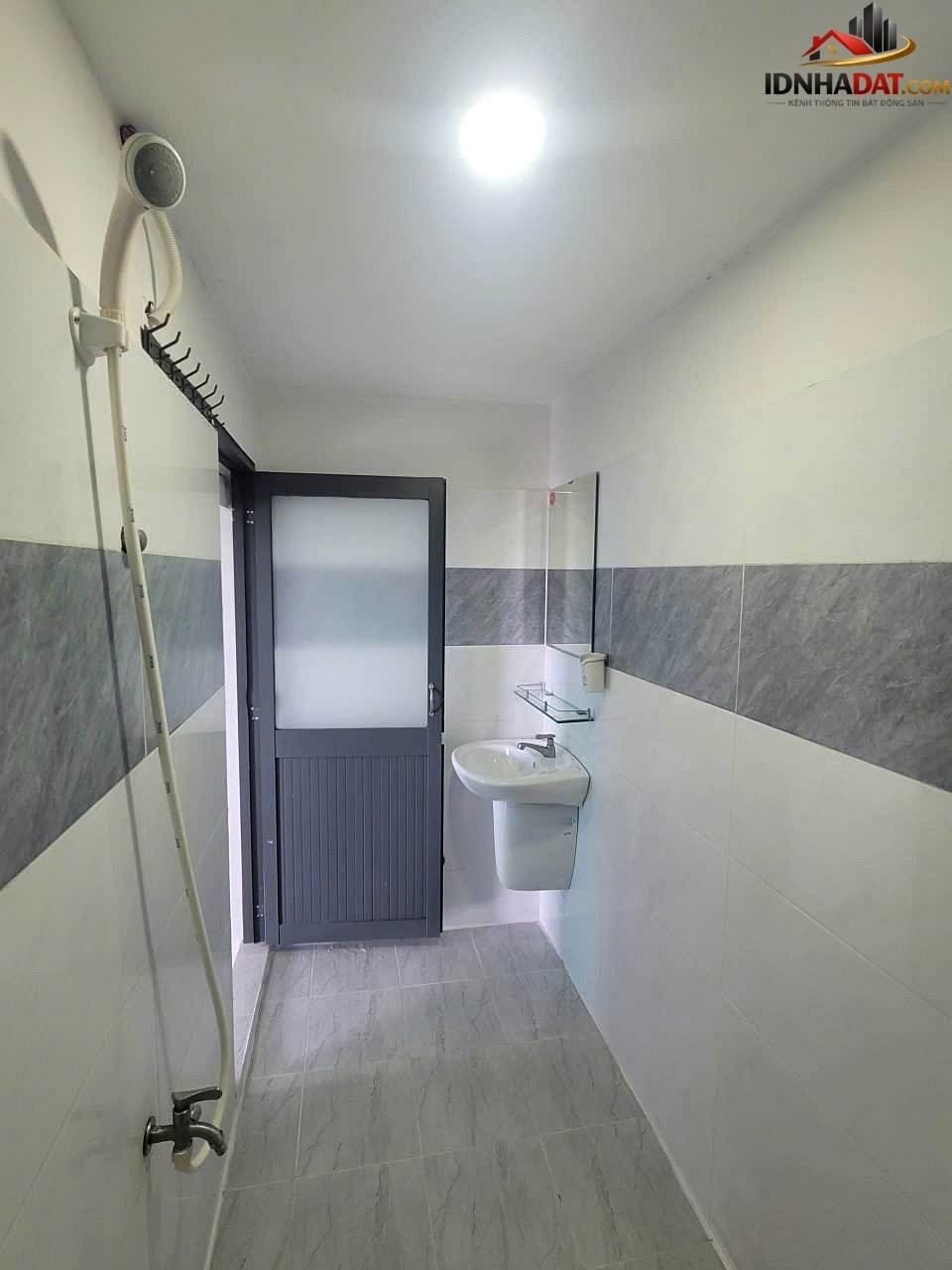Chính chủ bán tòa căn hộ dịch vụ 12 phòng Đường 1 – Phường cũ Bình Hưng Hòa B Quận Bình Tân – Phường mới Bình Tân – Thành phố Hồ Chí Minh 110m2 8.2 tỷ