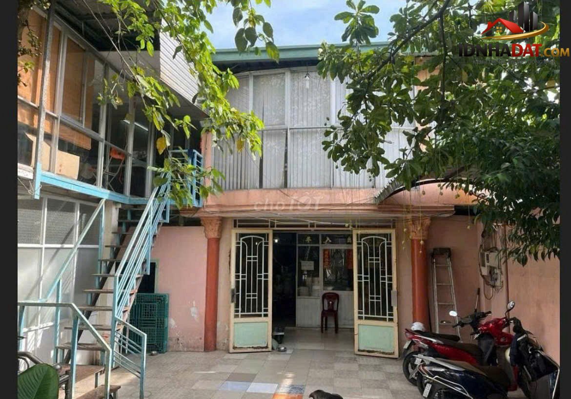 Chính chủ cần bán nhà đất 298m2 – Đường số 9 – Phường cũ Bình Hưng Hòa Quận Bình Tân – Phường mới Bình Hưng Hòa – Thành phố Hồ Chí Minh – Giá 10.5 tỷ