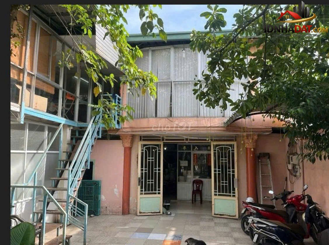 Chính chủ cần bán nhà đất 298m2 – Đường số 9 – Phường cũ Bình Hưng Hòa Quận Bình Tân – Phường mới Bình Hưng Hòa – Thành phố Hồ Chí Minh – Giá 10.5 tỷ