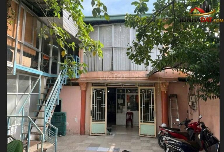 Chính chủ cần bán nhà đất 298m2 – Đường số 9 – Phường cũ Bình Hưng Hòa Quận Bình Tân – Phường mới Bình Hưng Hòa – Thành phố Hồ Chí Minh – Giá 10.5 tỷ