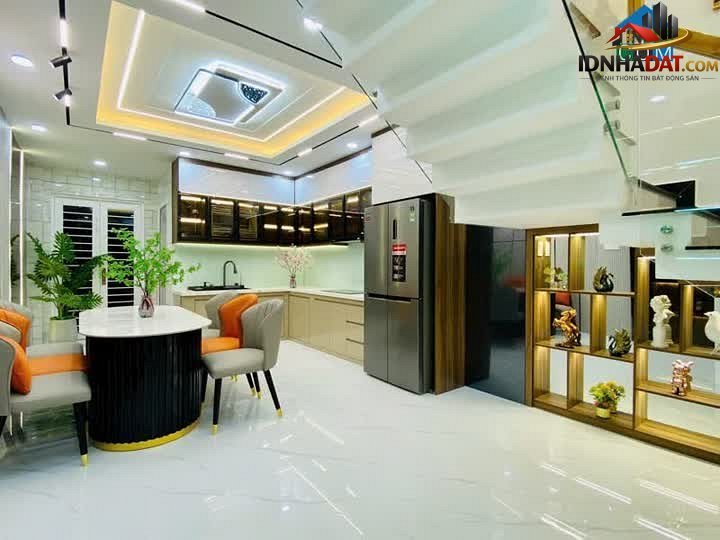 Bán nhà đất Đường Ngô Gia Tự – Phường cũ Không xác định Quận 10 – Thành phố Hồ Chí Minh – Diện tích 47 m² – Giá 5.4 tỷ