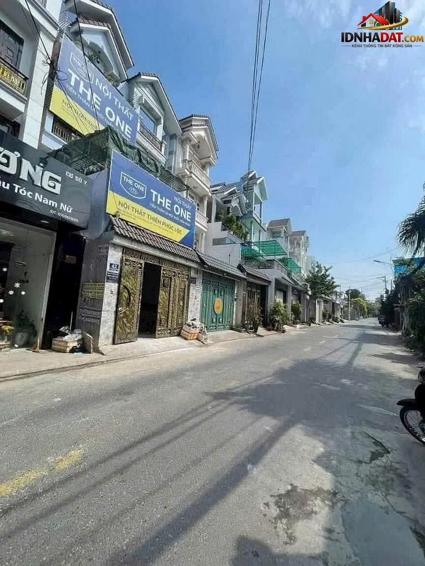 Bán nhà đất Đường Tân Thới Hiệp 13 – Phường cũ Quận 12 – Thành phố Hồ Chí Minh 300 m² 15.99 tỷ