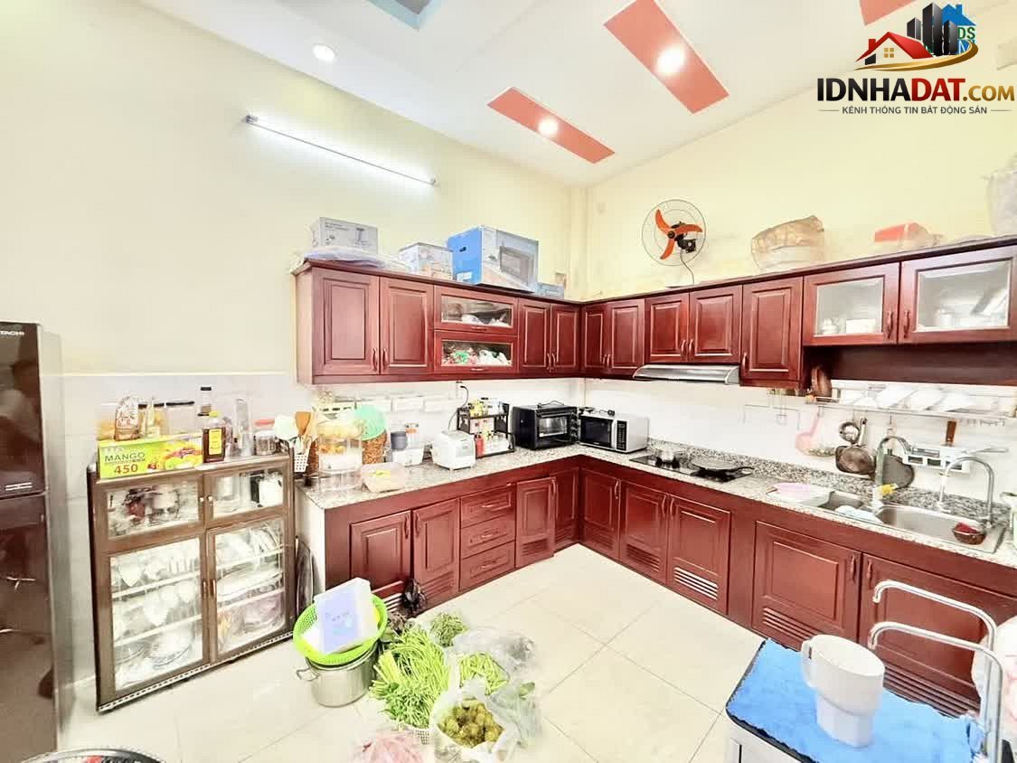 Bán nhà đất Đường Âu Cơ – Phường cũ Tân Sơn Nhì Quận Tân Phú – Thành phố Hồ Chí Minh 110 m² 9.4 tỷ