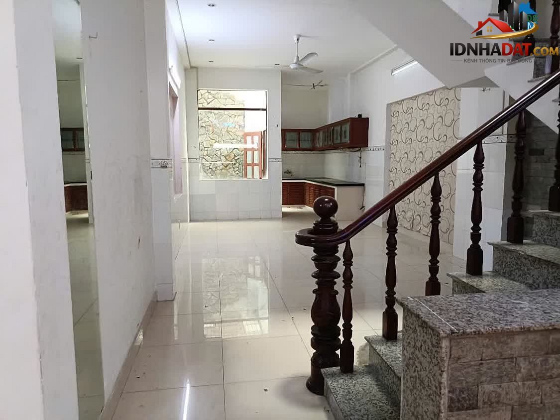 Bán nhà mặt phố Đường số 18 – Phường cũ Bình Trị Đông B Quận Bình Tân – Thành phố Hồ Chí Minh 96 m² 14 tỷ