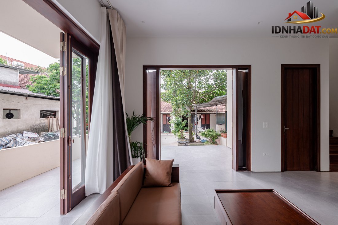 Ngôi nhà đa thế hệ ngoại ô Hà Nội: Nơi sân trong kết nối bếp cộng đồng- Ảnh 6.